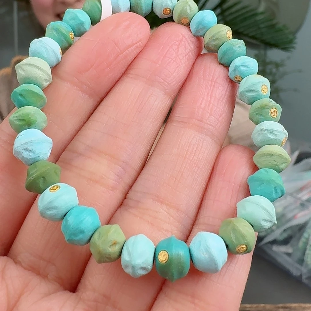 绿松石珠宝奇石未镶嵌偷***?