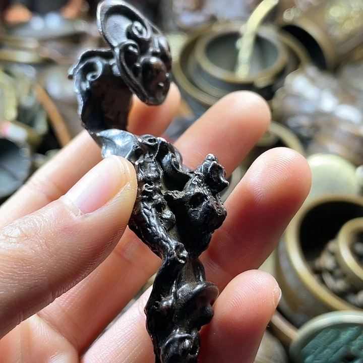 全是铜铜铜器铜器