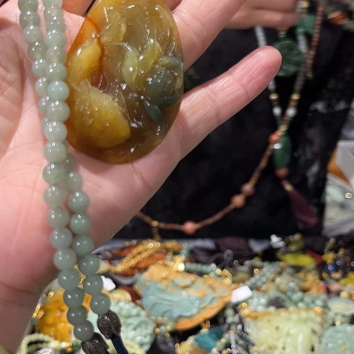 未镶嵌岫玉毛衣链