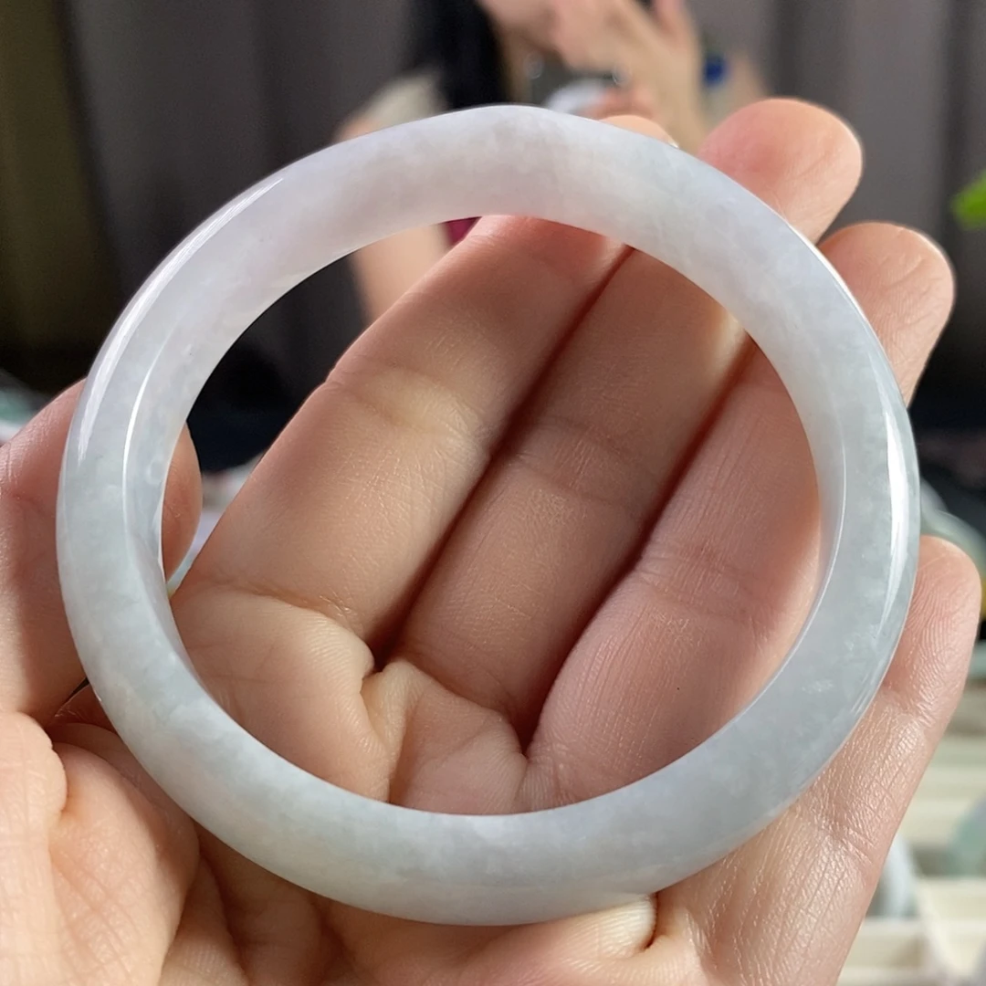 未镶嵌手镯翡翠60圈口