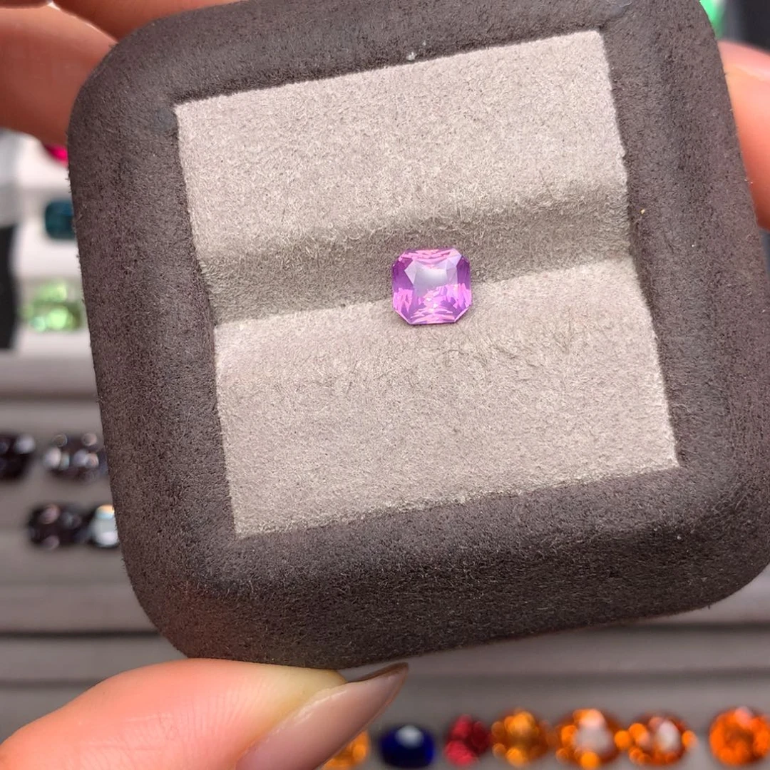 蓝宝石裸石未镶嵌1.1克拉