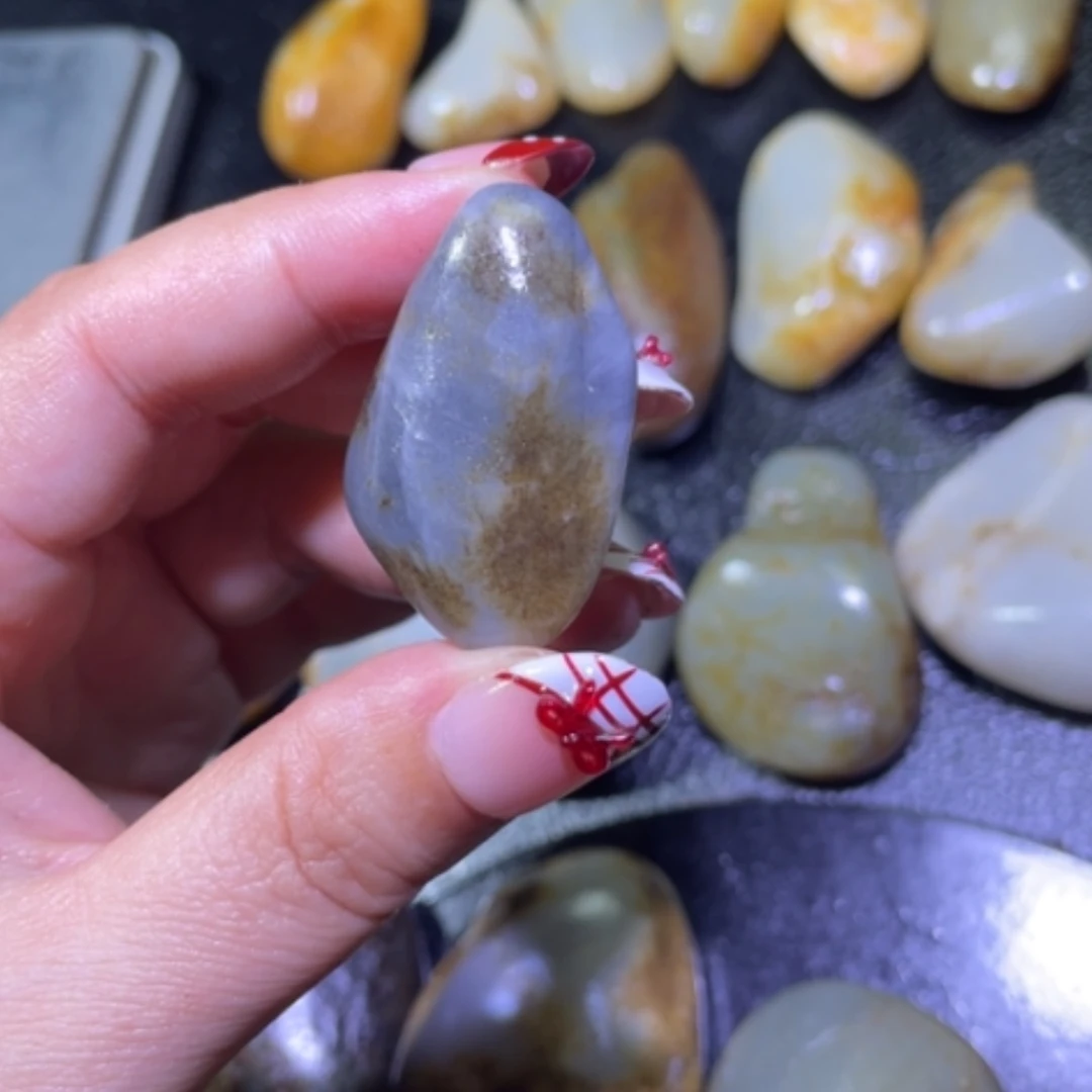 【闪购商品】颈饰未镶嵌和田玉