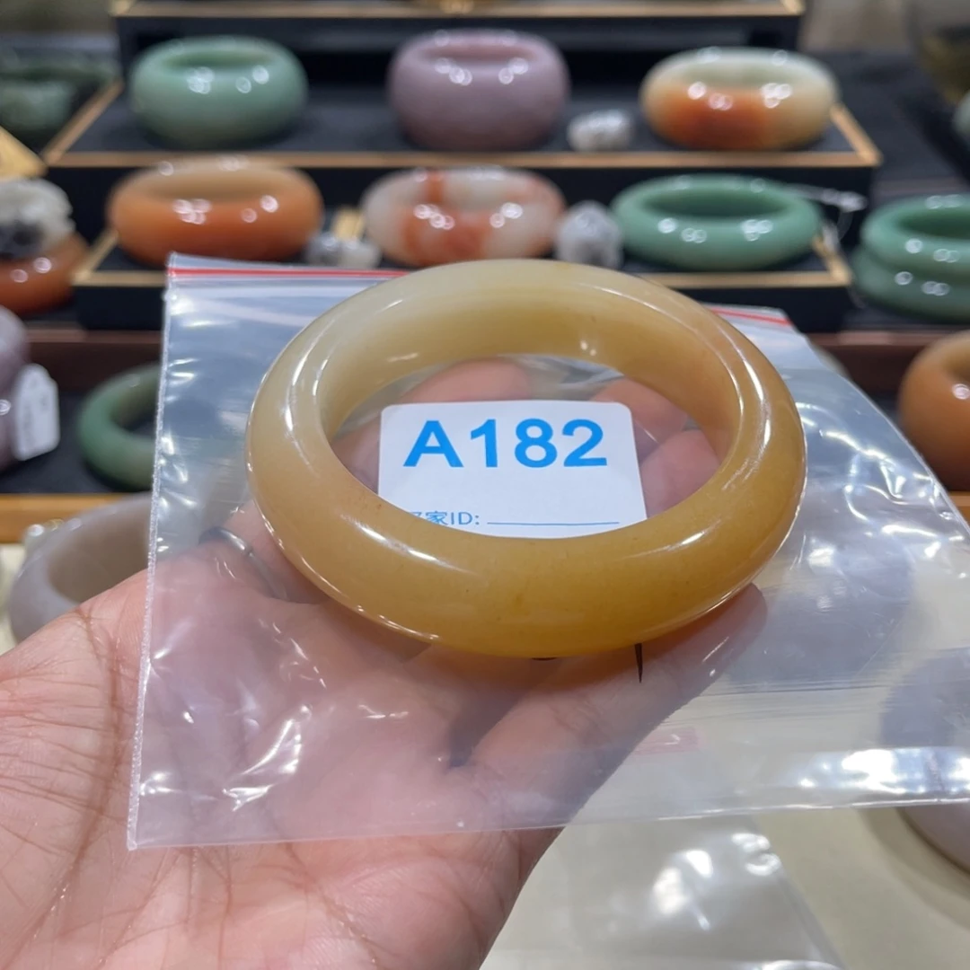 未镶嵌手镯石英岩玉y*y