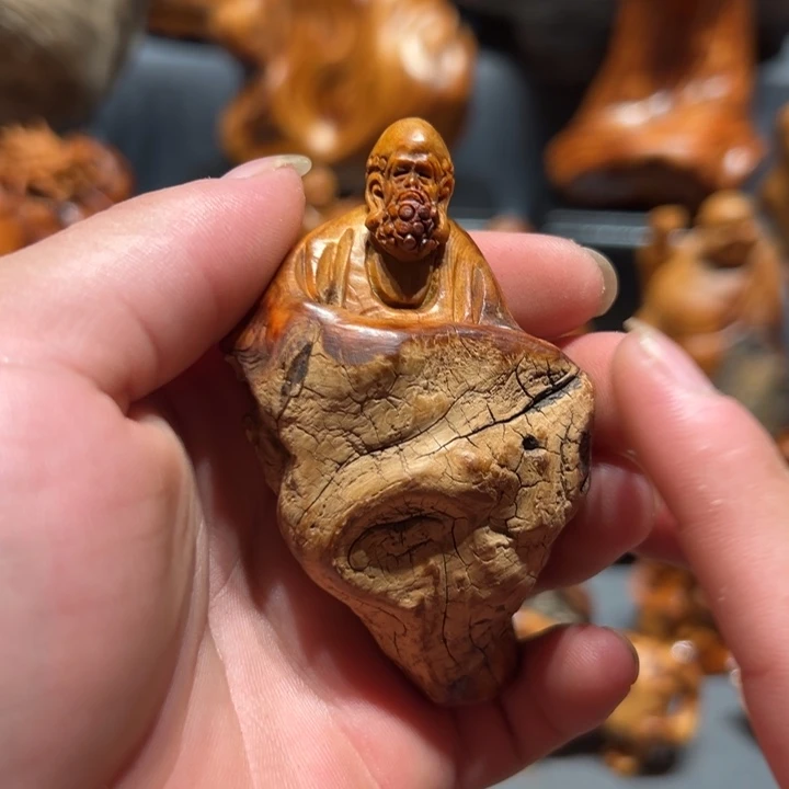 柏木（崖柏）点点关注