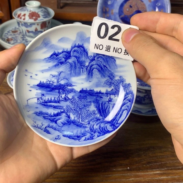 踩****?景德镇陶瓷青花壶承