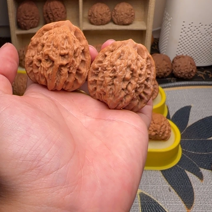 星***叠吊坠文玩核桃麦穗
