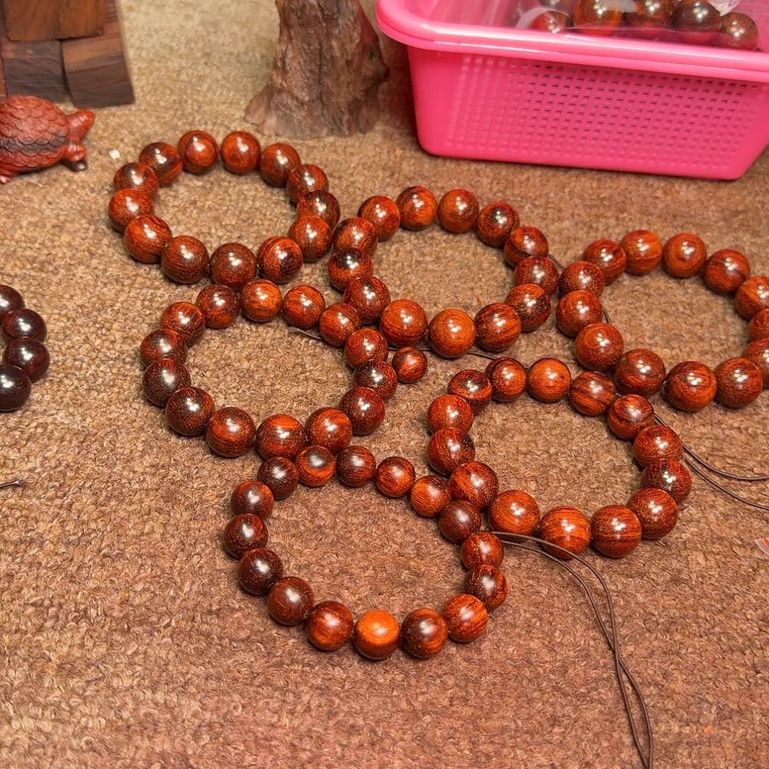 听***听檀香紫檀（小叶紫檀）手串加工费