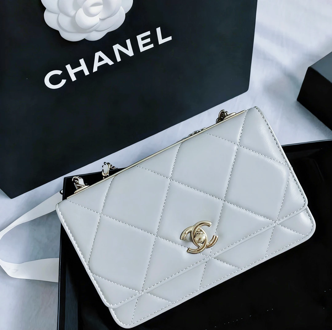 99新 Chanel/香奈儿 多多奢品/香奈儿trendyccwoc灰色发财包/99新