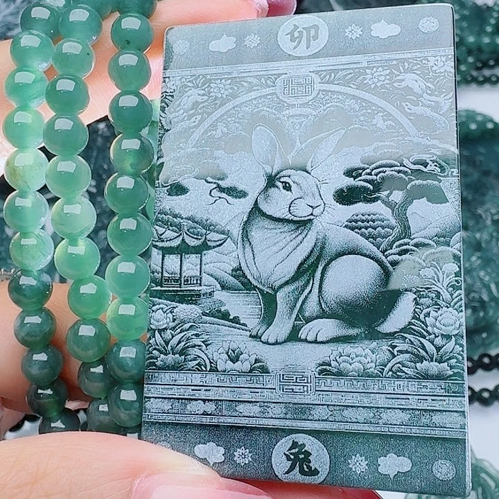 颈饰未镶嵌翡翠多样性发其一