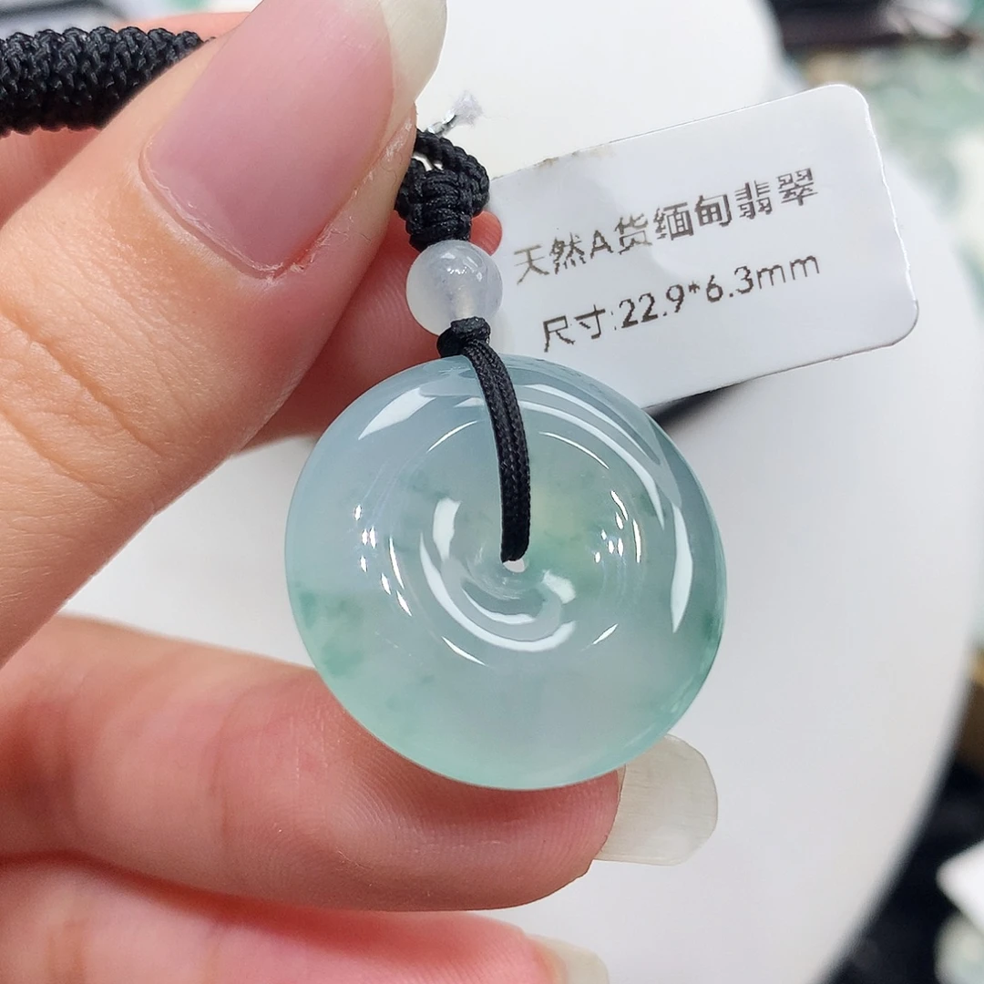 翡翠未镶嵌胸饰翡翠68，22.9/6.3