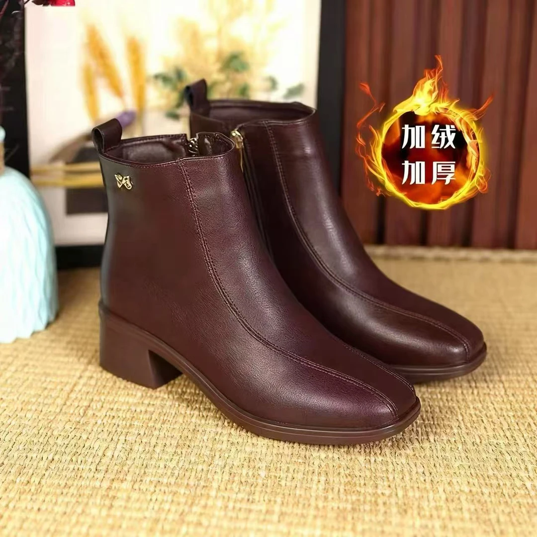 【运费险】冬季半筒短靴保暖真皮方跟防滑中跟时装靴百搭妈妈鞋7030