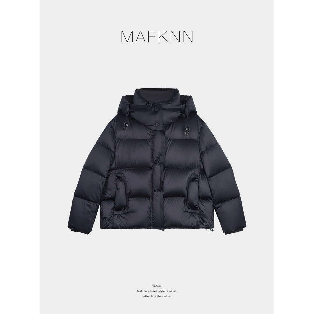 MAFKNN/玛肯时尚休闲简约纯色带帽百搭90白鹅绒羽绒服MK13463