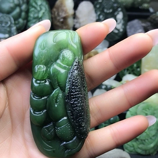 和田玉（碧玉）未镶嵌把件