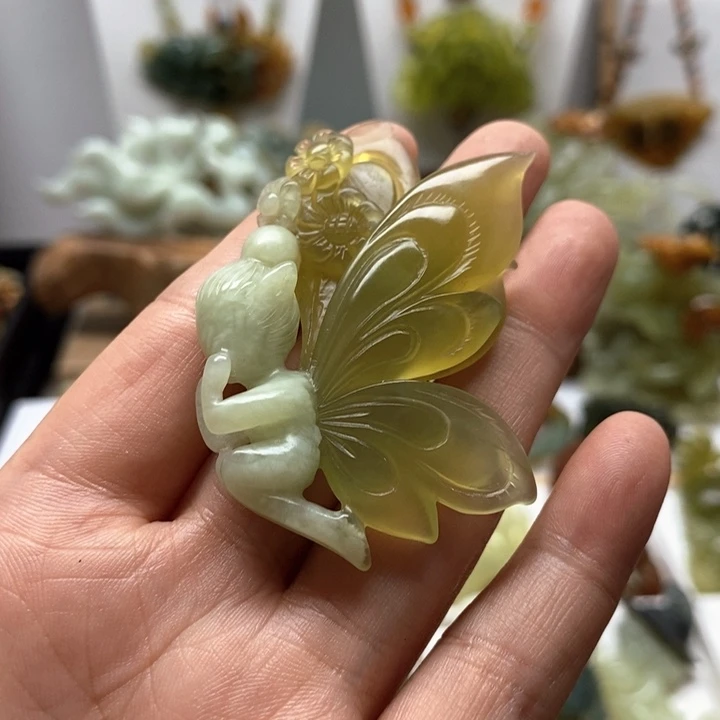 未镶嵌蛇纹石玉颈饰