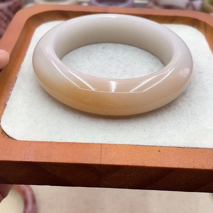 石英质玉圈口62未镶嵌