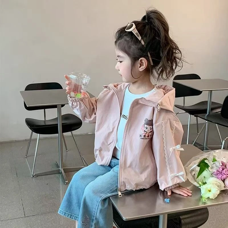 女童外套2025春秋新款洋气宝宝春季上衣儿童春秋款哪吒拼色冲锋衣