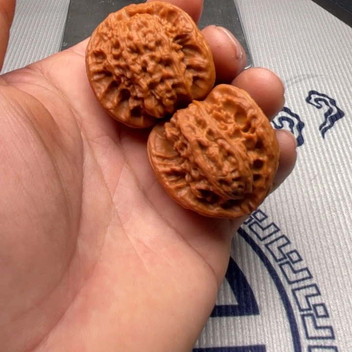 黑***长文玩核桃吊坠三棱三棱三棱三棱