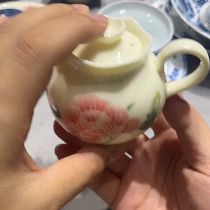 景德镇陶瓷壶130毫升