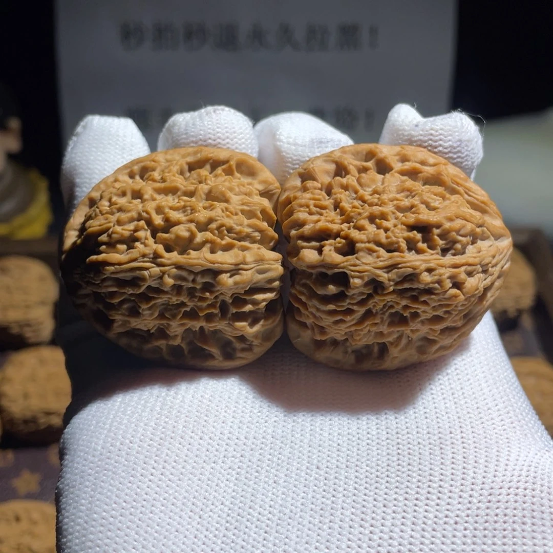 谢***强文玩核桃吊坠核桃