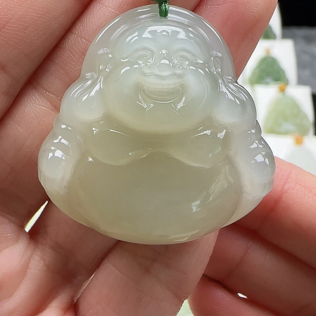 吊坠(赠链)未镶嵌和田玉