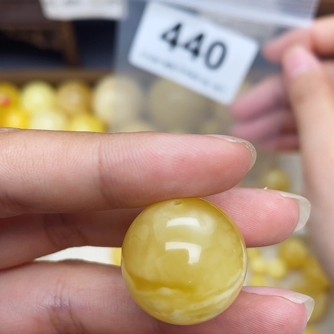 蜜蜡未镶嵌珠宝奇石21