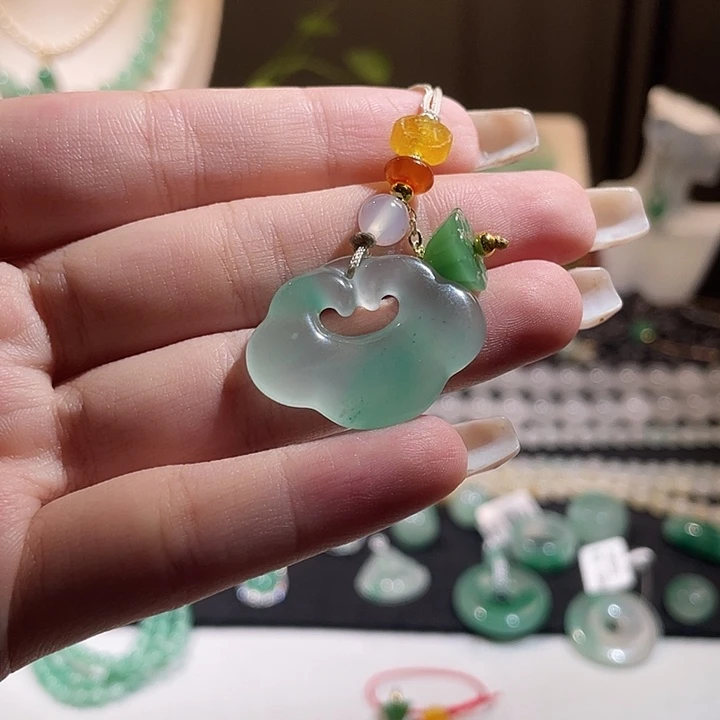 吊坠(不含链)未镶嵌石英质玉