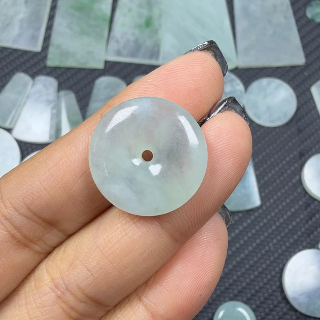 翡翠颈饰未镶嵌珊**～天然缅甸a货翡翠