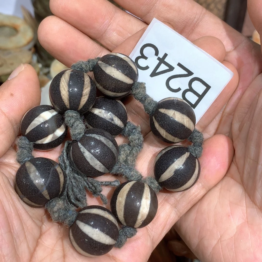 颈饰未镶嵌和田玉用****4