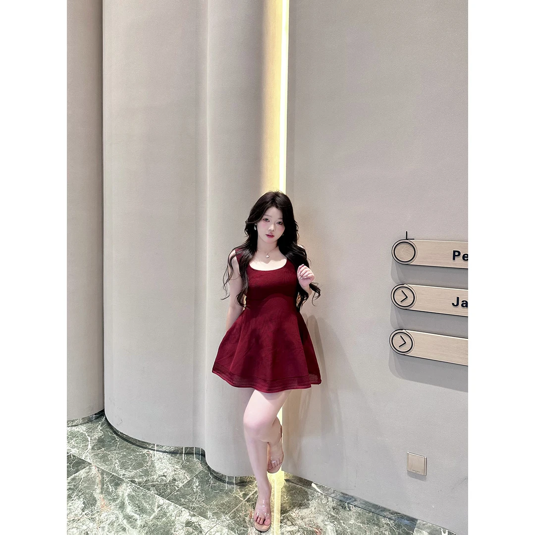 20784【心动嘉宾】法式吊带短款收腰夏季红色短连衣裙小众公主吊带