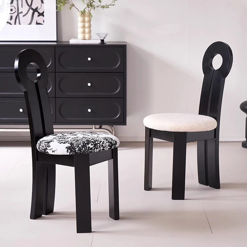 法式复古实木餐椅北欧钥匙椅中古风餐厅靠背凳子设计师家用餐桌椅