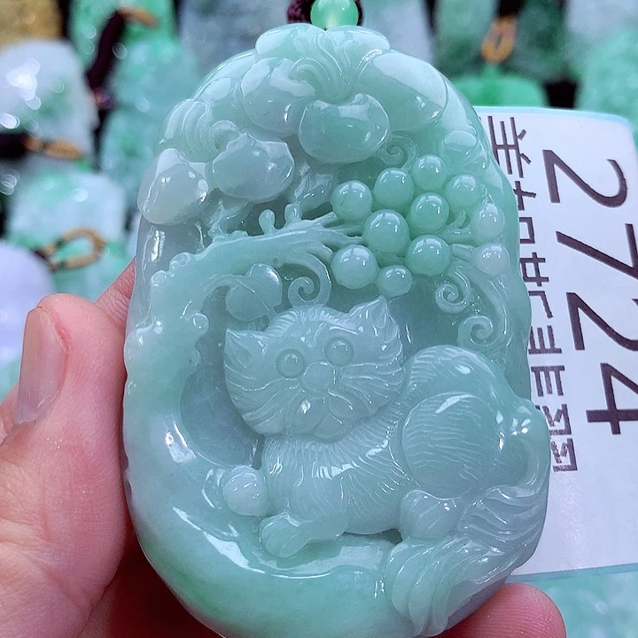 吊坠(不含链)未镶嵌翡翠