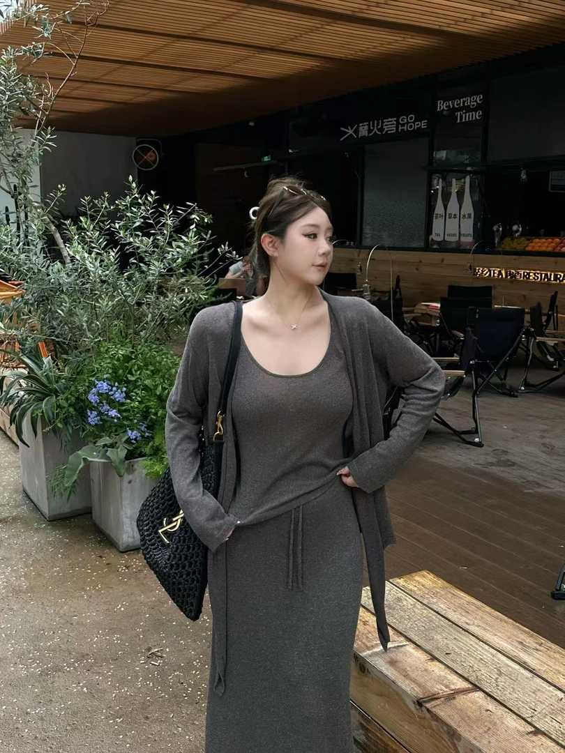 琪琪怪怪大码女装【日常爱穿】慵懒风针织外套+吊带+半身裙T57259QD