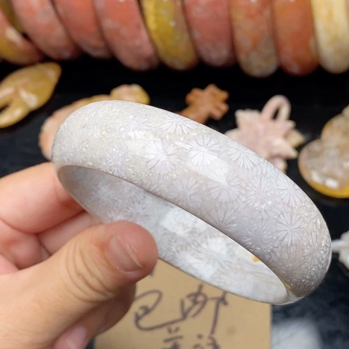 硅化珊瑚（珊瑚玉）手镯未镶嵌59.6