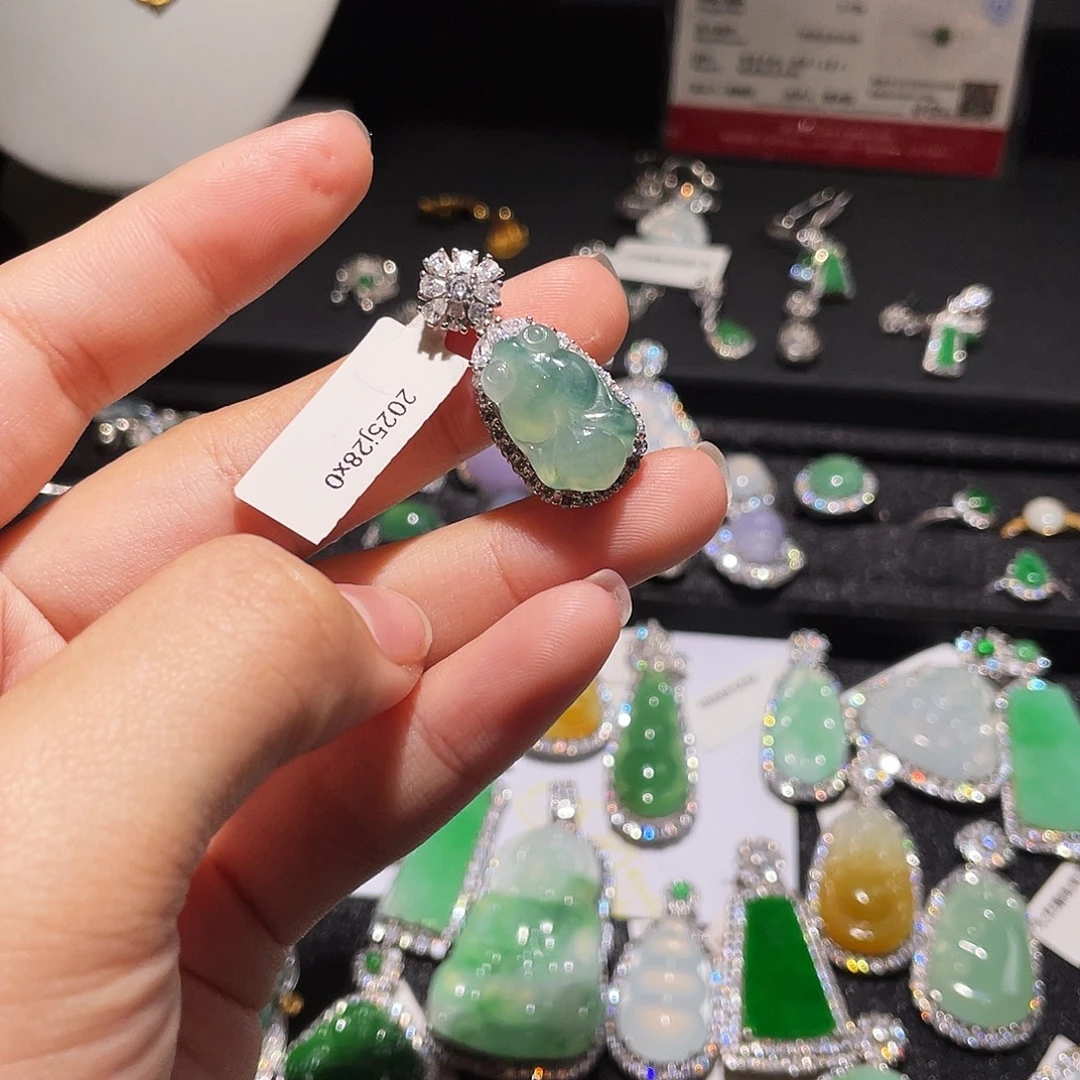 翡翠银S925镶嵌颈饰