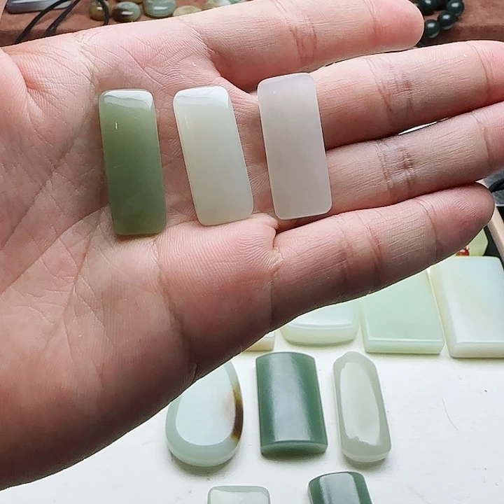 春***●和田玉未镶嵌颈饰