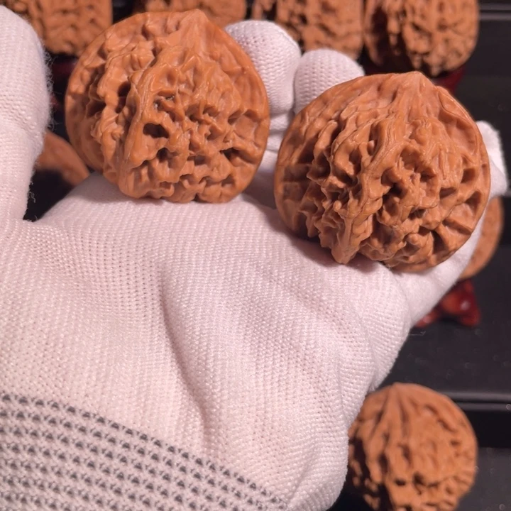 文玩核桃吊坠44官帽