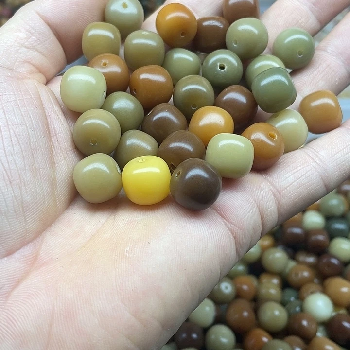 白玉菩提吊坠13.8陈化料多宝桶30颗➕灯牌宠30颗