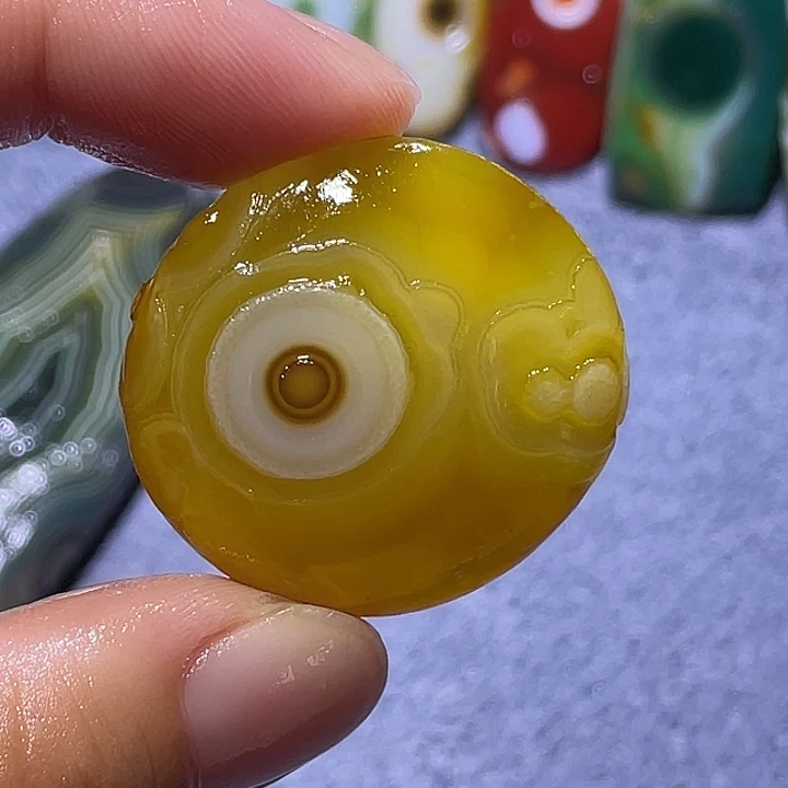 笑***阳玛瑙/玉髓未镶嵌珠宝奇石