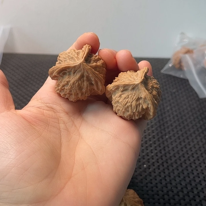 文玩核桃把件37三棱