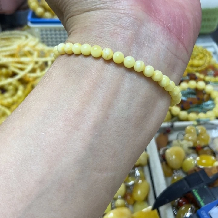 蜜蜡未镶嵌裸石手串