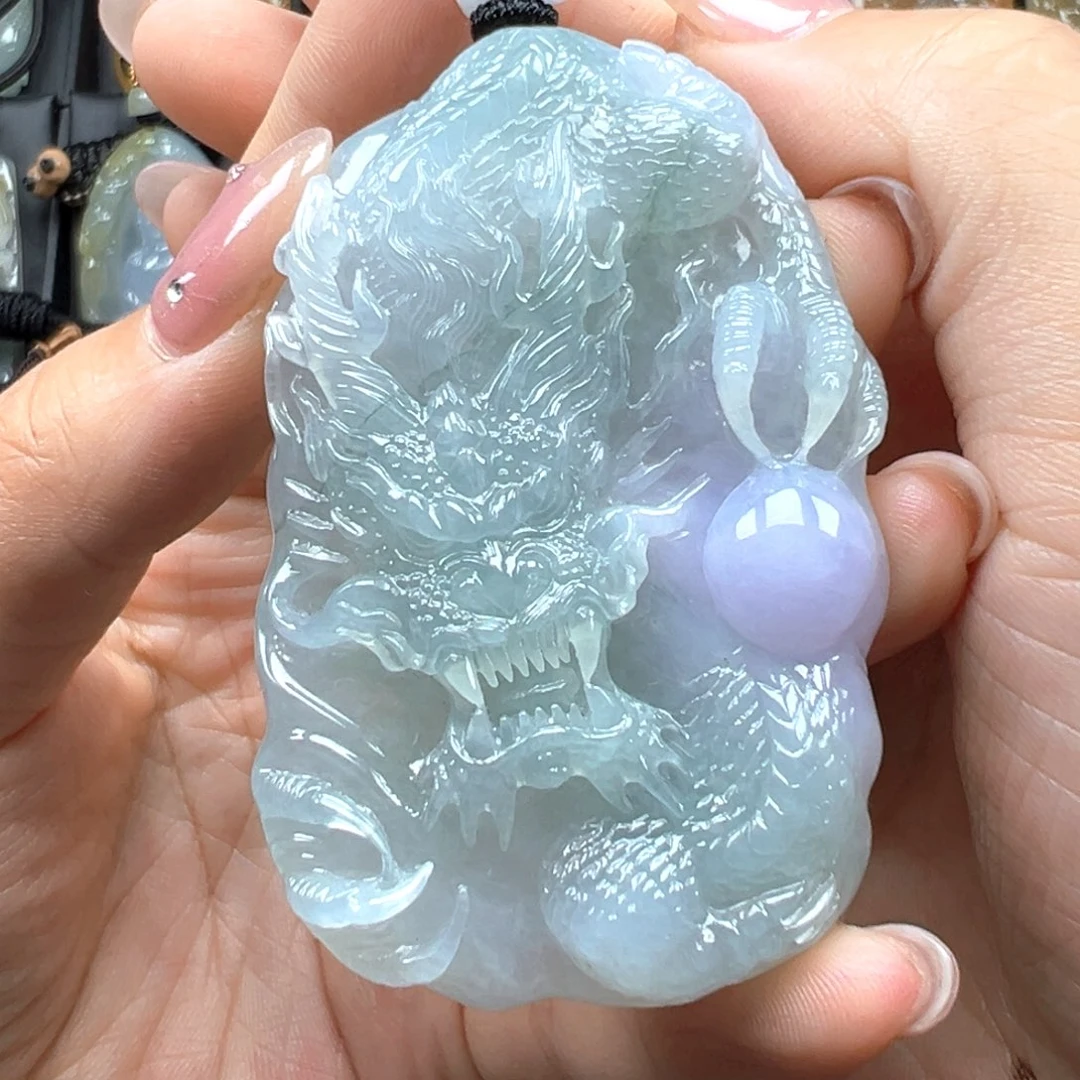 颈饰未镶嵌翡翠龙