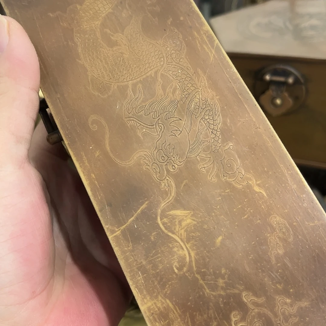 老***俞闪电购铜摆件工艺品