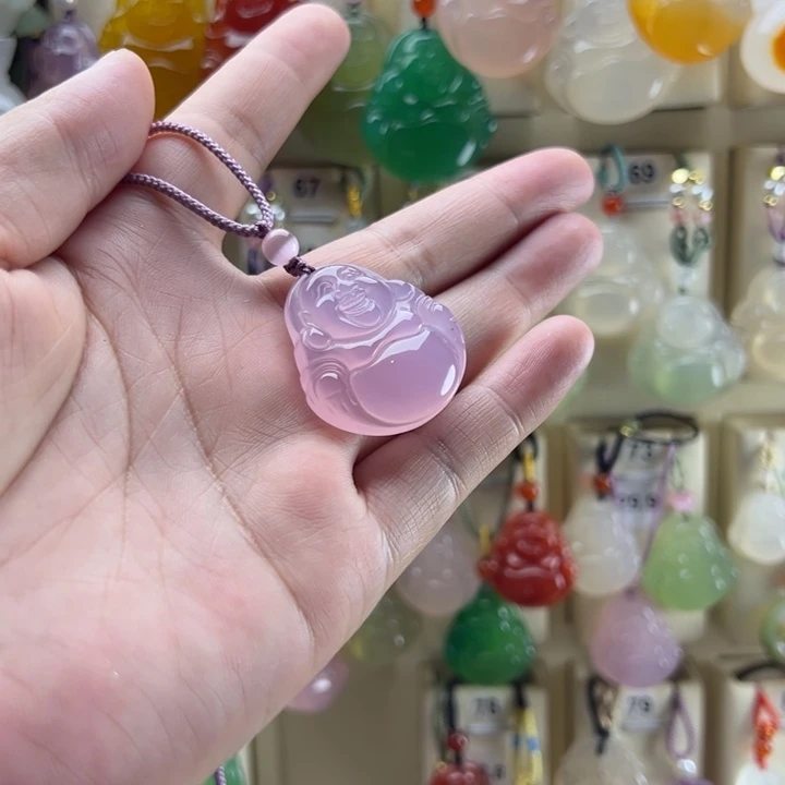 向***笑玛瑙/玉髓未镶嵌颈饰