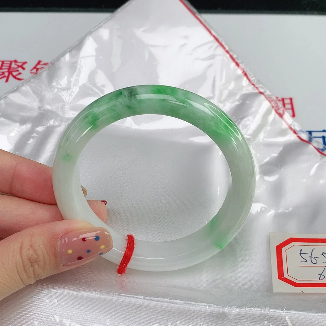 未镶嵌手镯翡翠081