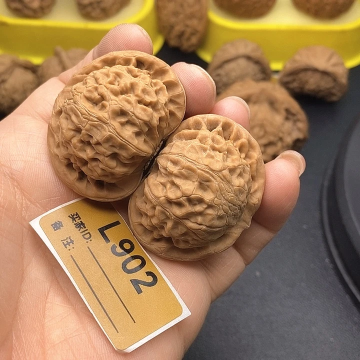 文玩核桃把件宫灯4.1