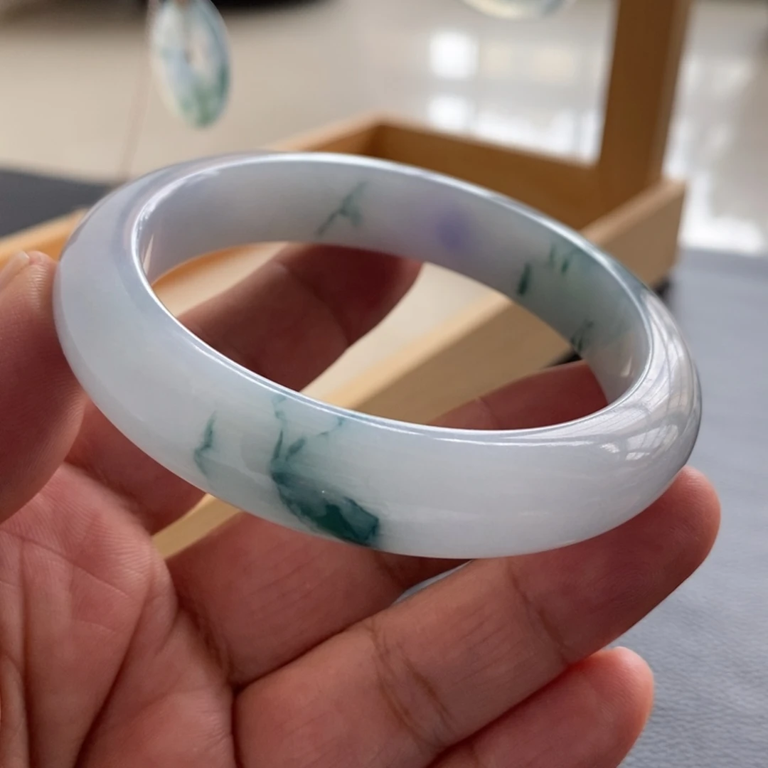 翡翠未镶嵌手镯天然翡翠手镯