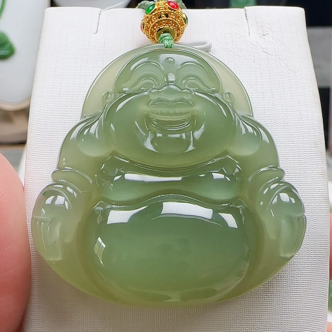 和田玉足金镶嵌颈饰