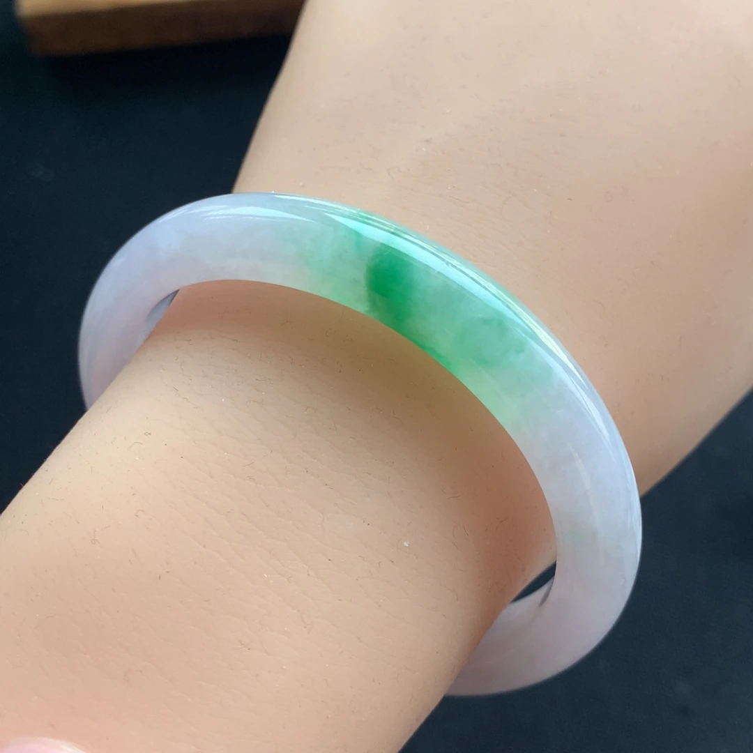 翡翠未镶嵌手镯96号53贵