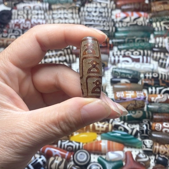 玛瑙/玉髓项圈未镶嵌