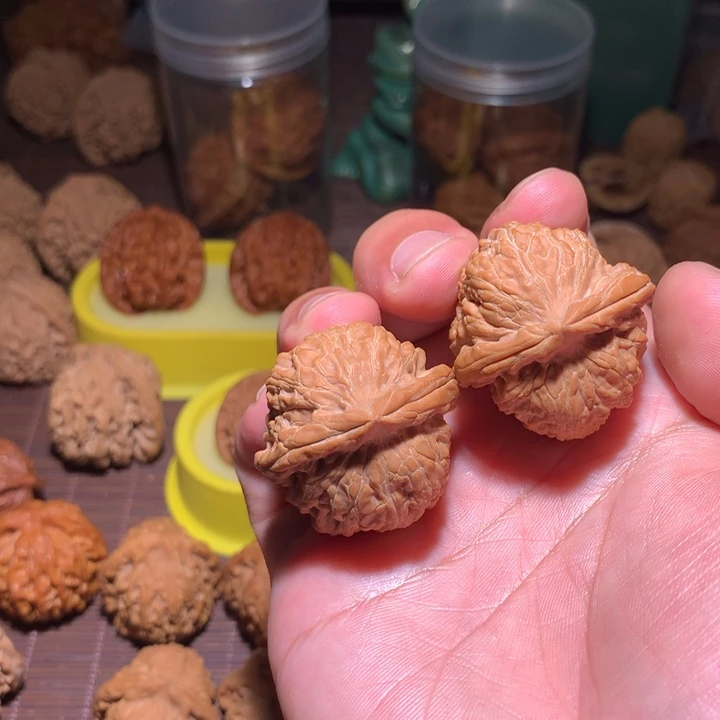 小****t赤龙鸡心全品麻核桃